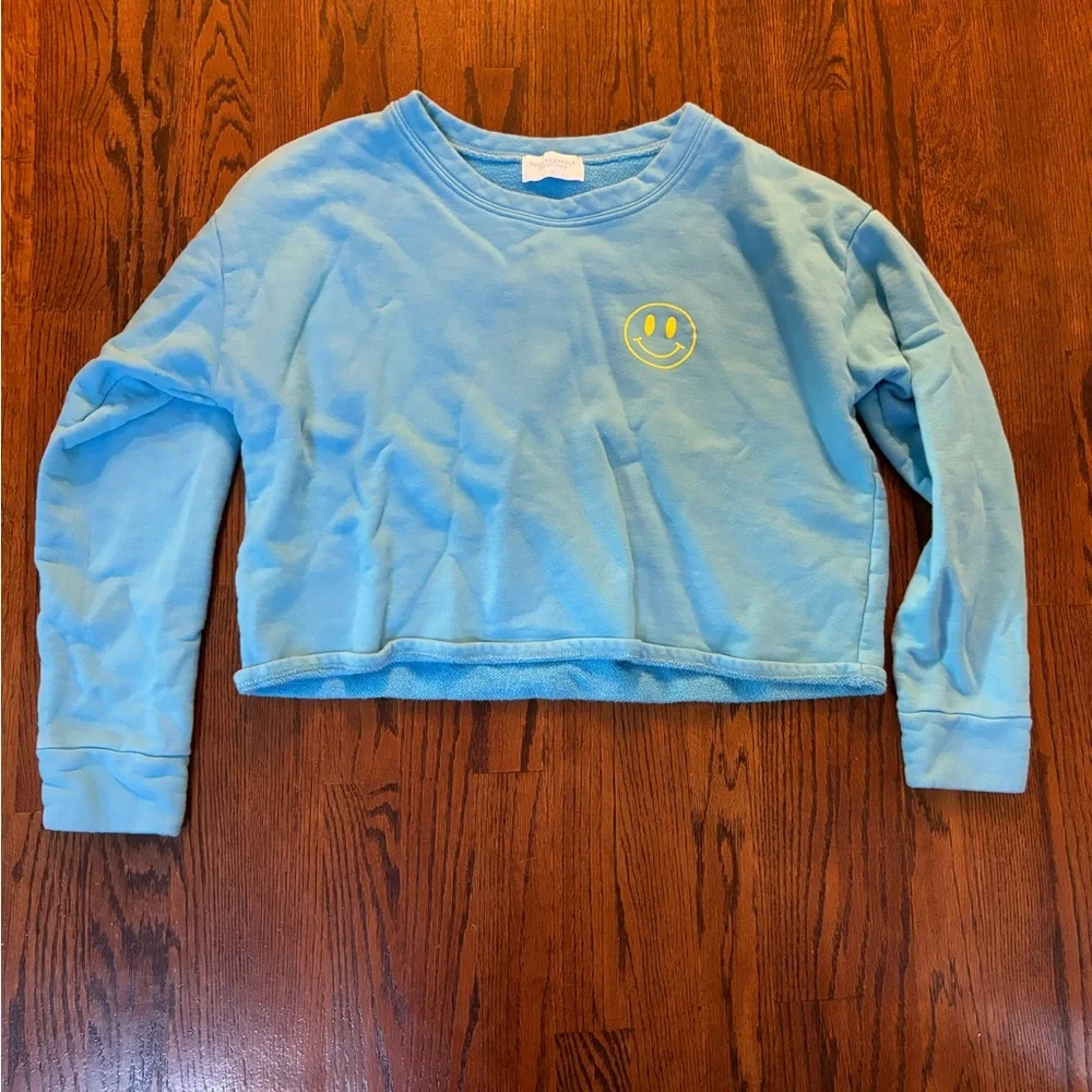 Smiley Crop Crewneck - Picture 1 of 3